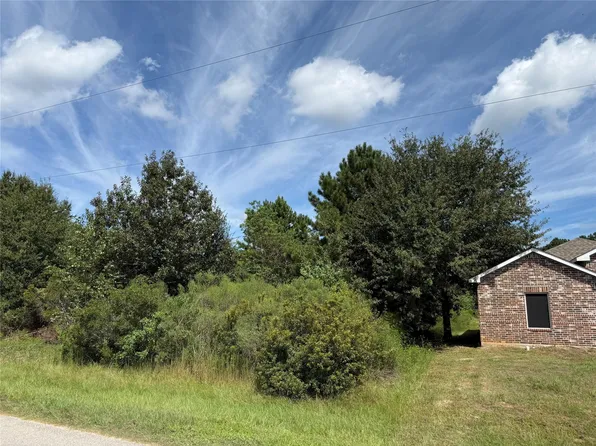 69 County Road 3404, Cleveland, TX 77327