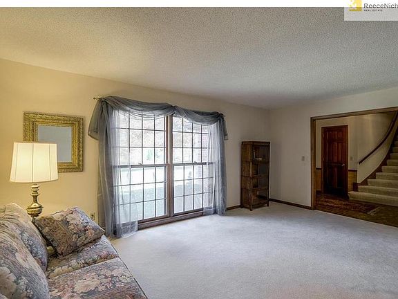 4th image of 607 Saint Andrews Dr