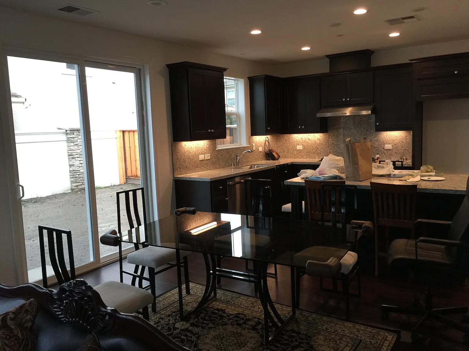 4 bed, 2211 sqft, $5,000 — Photo 1
