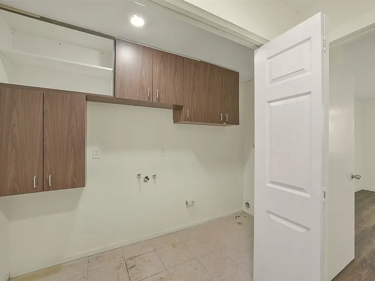 23122 Whispering Willow Dr — Photo 28