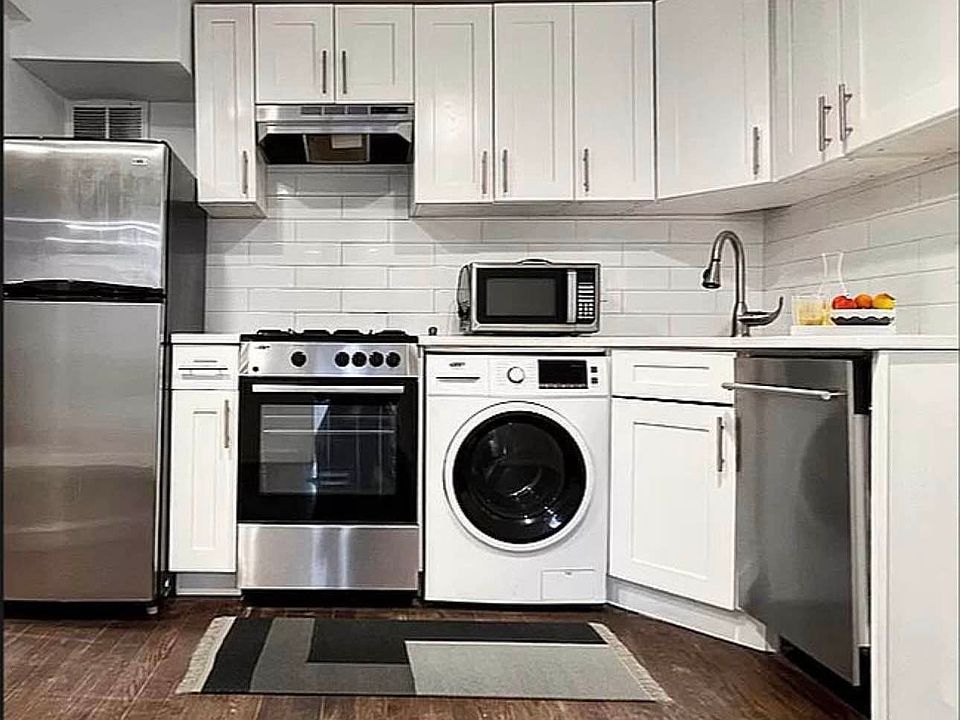 1st image of 309 W 29th St #B