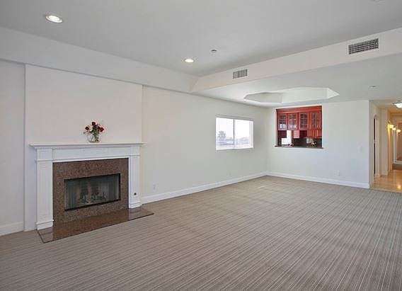1st image of 1271 Federal Ave APT 302