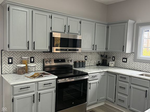 5th image of 6109 Tolliston Dr