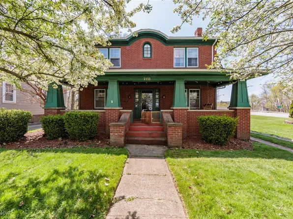 2132 Highbridge Rd, Cuyahoga Falls, OH 44223
