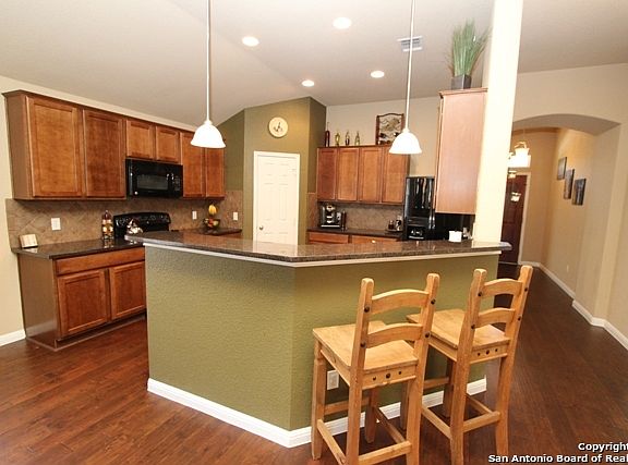 4th image of 5523 Southern Oaks