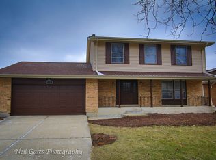 913 College Ave, Matteson, IL 60443