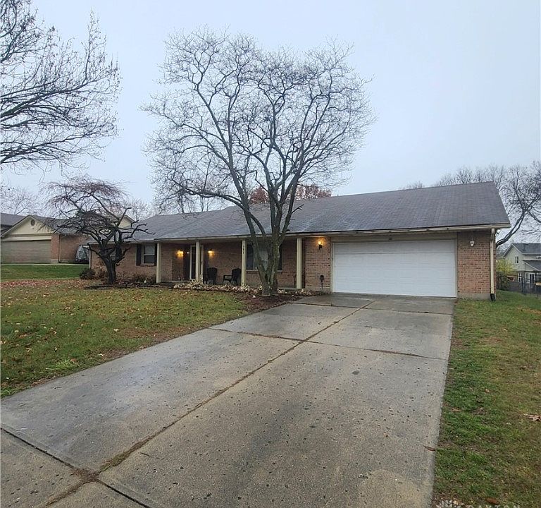 1st image of 391 Shadywood Dr