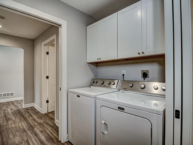 1624B Gunston Dr — Photo 51