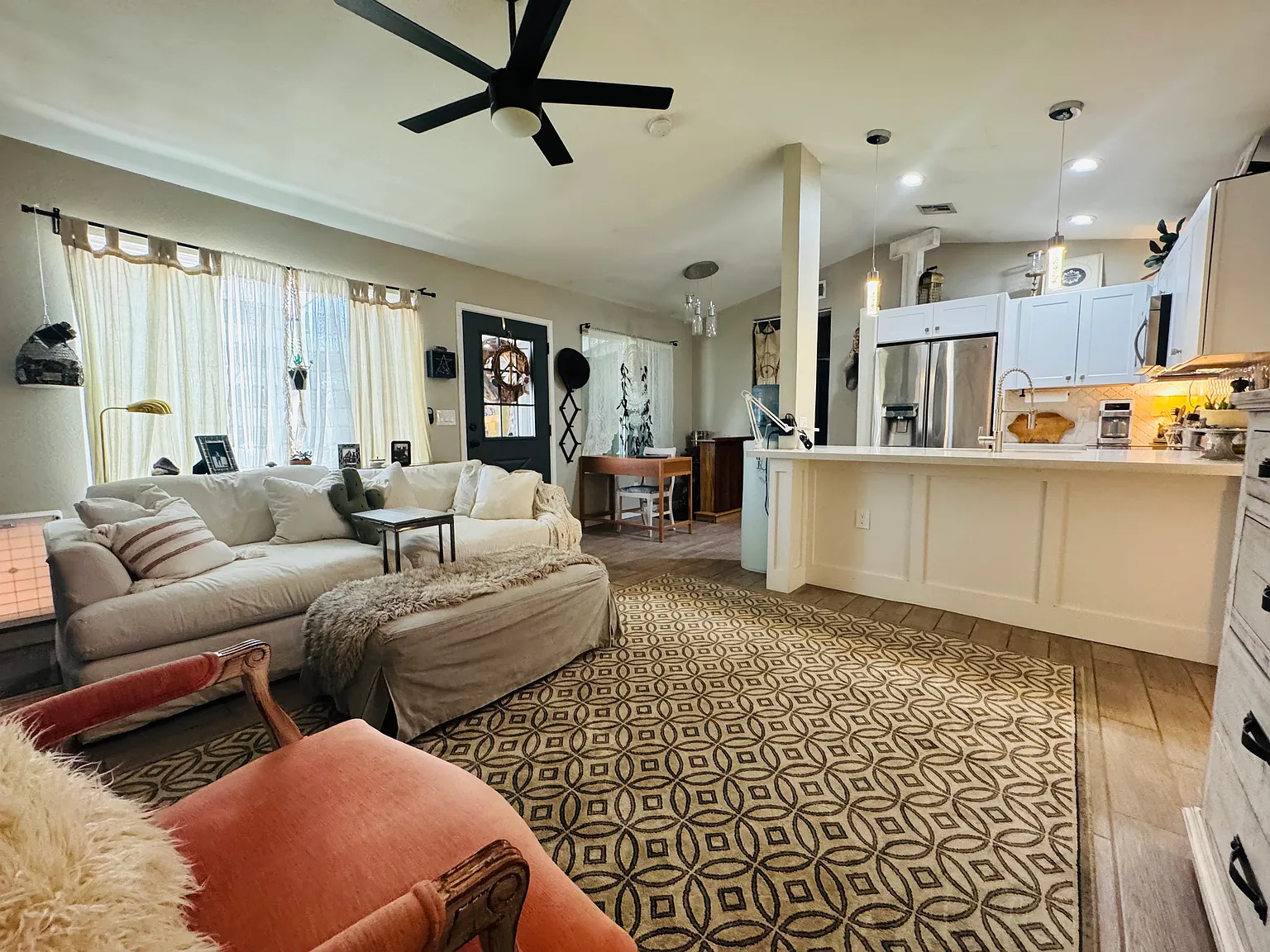 13512 E Butler St — Photo 1