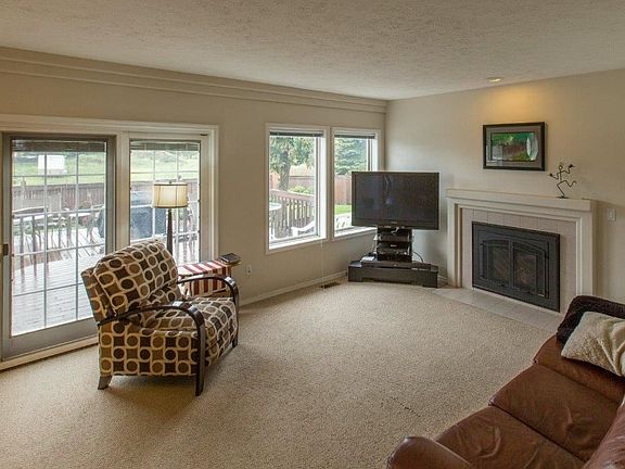 5th image of 8712 N Kensington Dr
