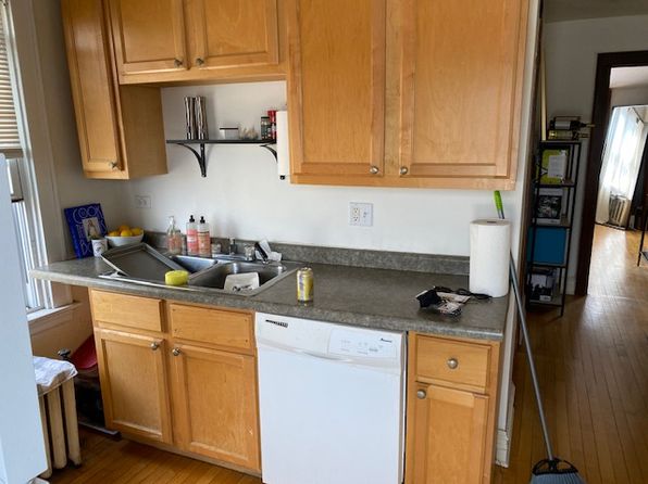 731-33 Elm St #303