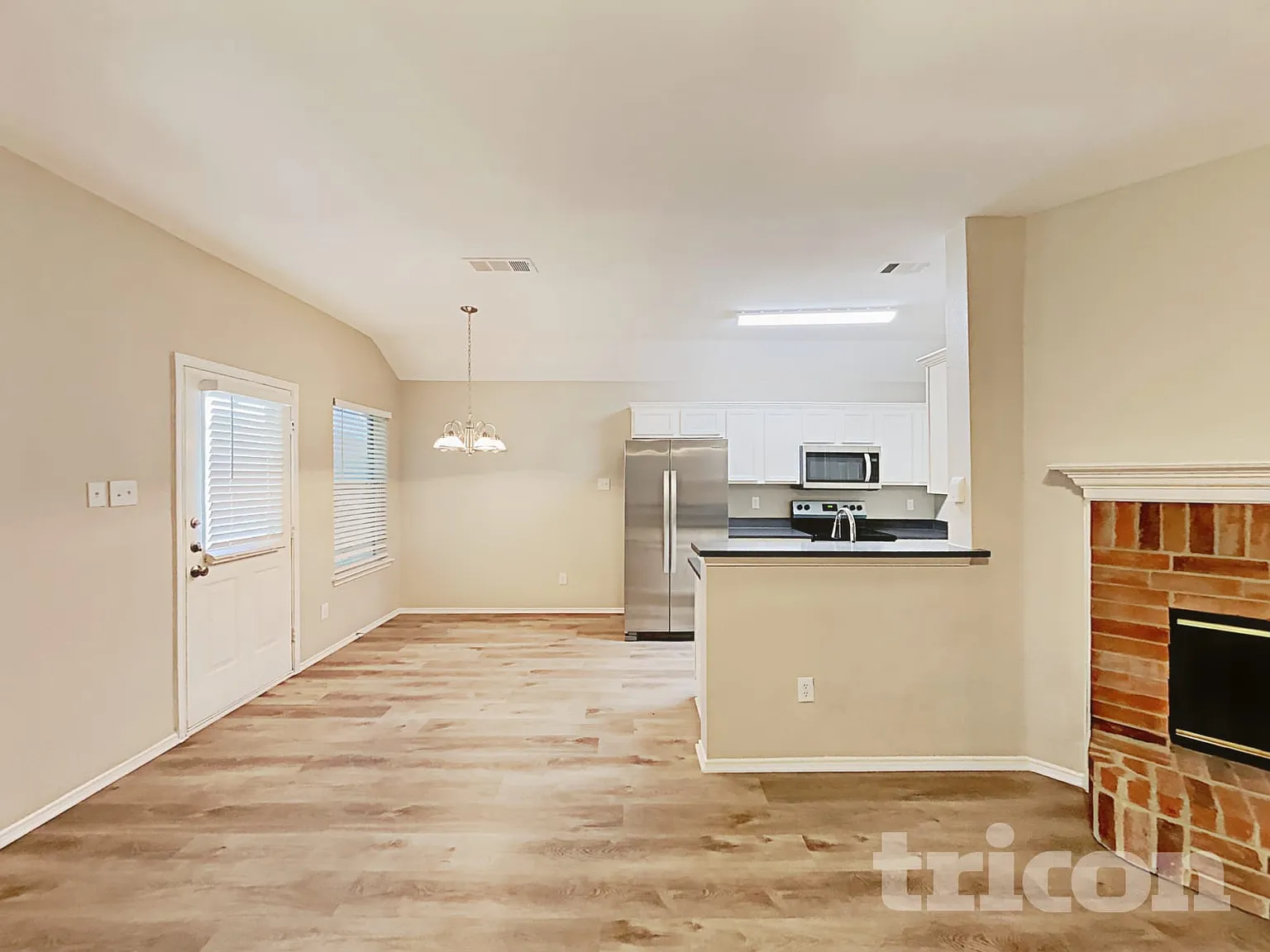105 Stone Haven Place Waxahachie TX — Photo 4