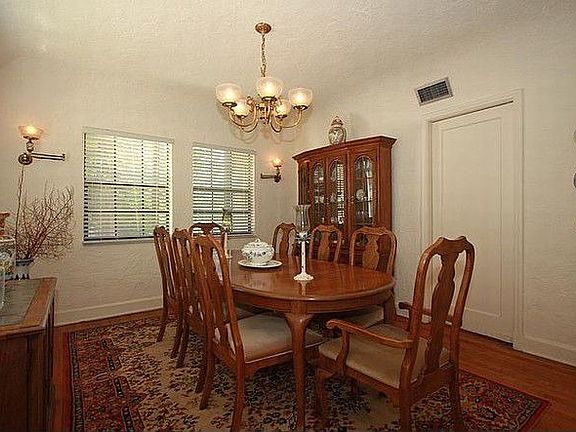 5th image of 1245 Andalusia Ave