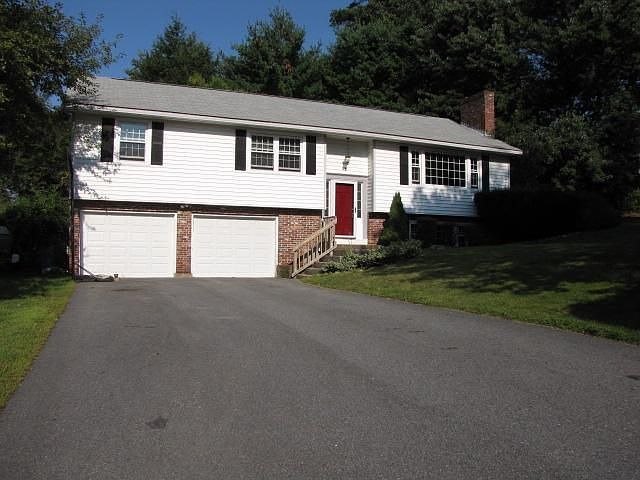 1st image of 20 Monica Dr