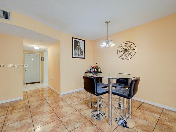 5th image of 7661 NW 38th Ct