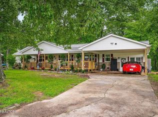 687 Iris Dr, Sparta, TN 38583