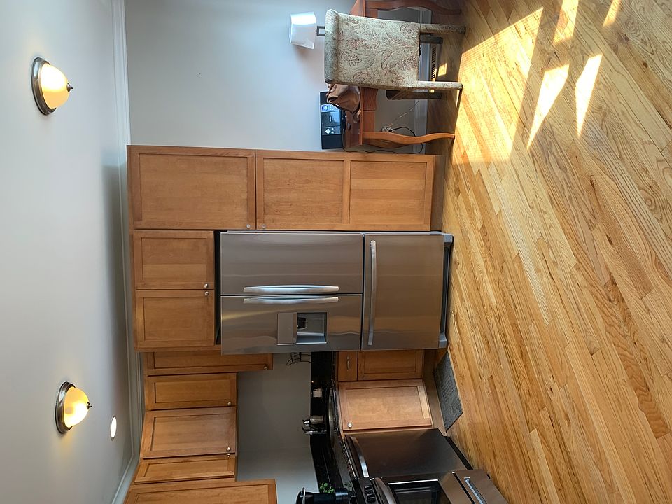 1st image of 4611 N Hamlin Ave Unit 1
