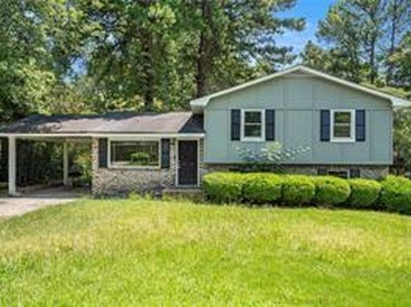170 Peachtree Ct, Riverdale, GA 30274