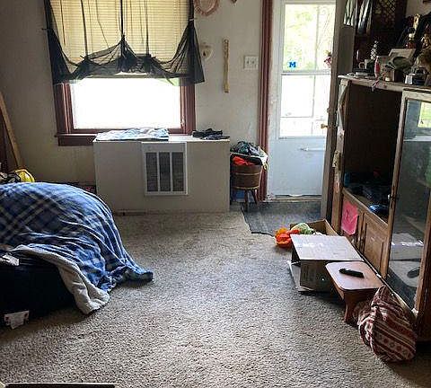 2nd image of 335 Penn St