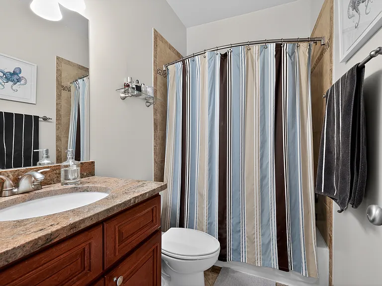 928 Ingraham St NW — Photo 12