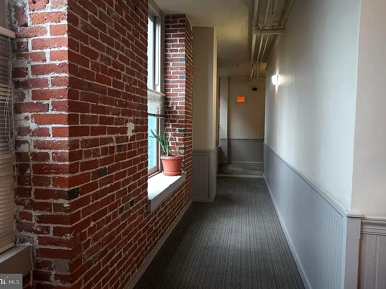 1010 Race St #2K — Photo 15