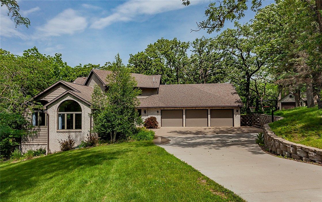 19477 T Ave, Dallas Center, IA 50063 Zillow