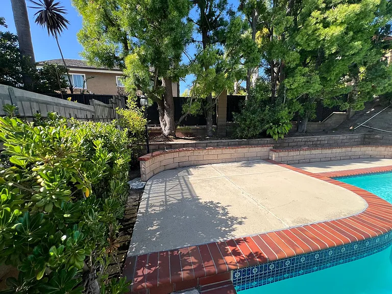2209 E Vista Canyon Rd — Photo 27