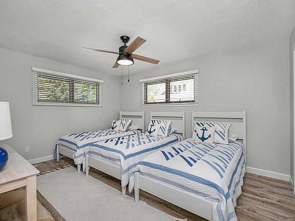 5th image of 60759 Beechwood Ln