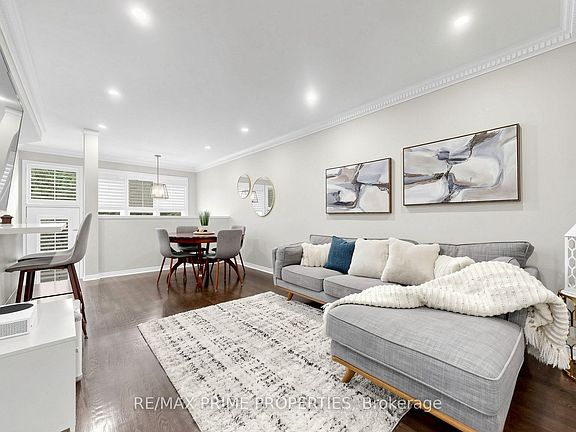 3rd image of 1084 Queen St W #18B