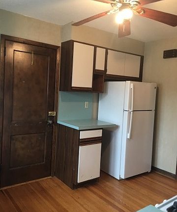 3rd image of 40 Hillcrest Ave APT 2