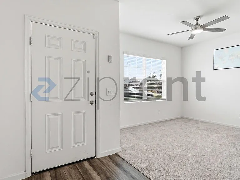 1021 Pin Cherry Ln — Photo 5