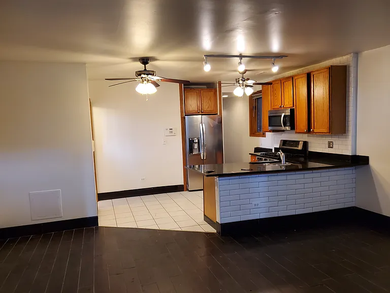 2452 W Taylor St #1 — Photo 3