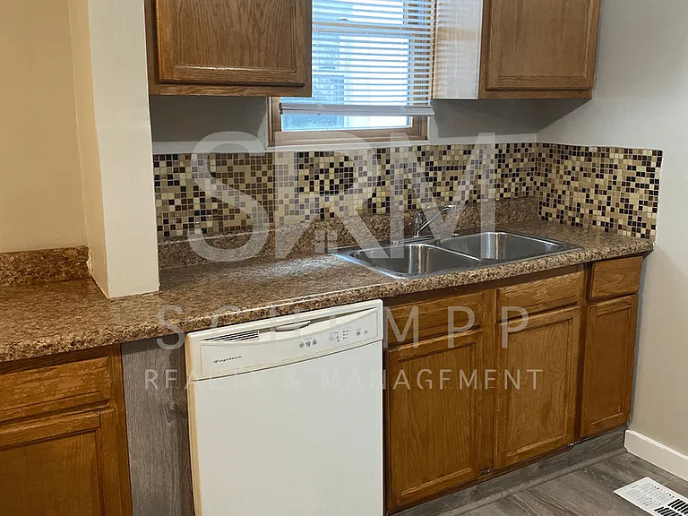 3232 W Muhammad Ali Blvd — Photo 7