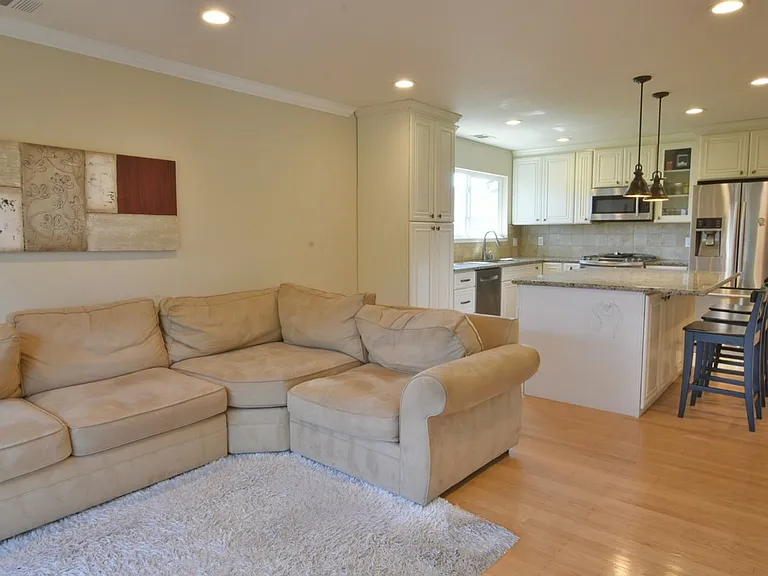10510 Baywood Ct — Photo 6