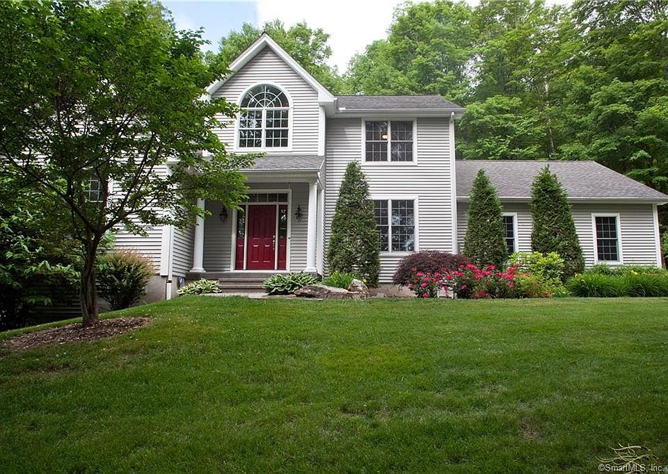 1st image of 94 Peak Mountain Dr