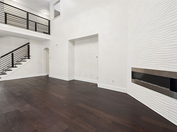 3rd image of 3905 Kite Meadow Dr