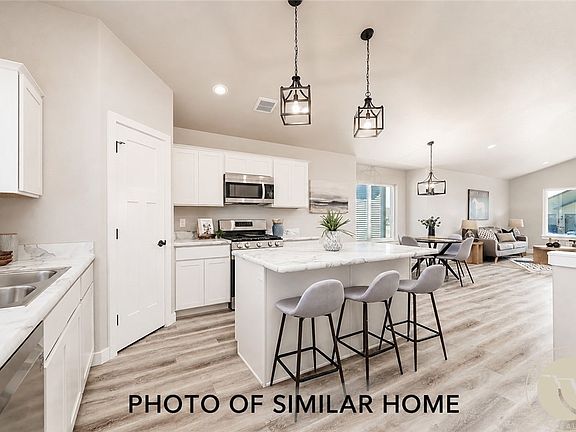 5th image of 2246 Salinas Cir