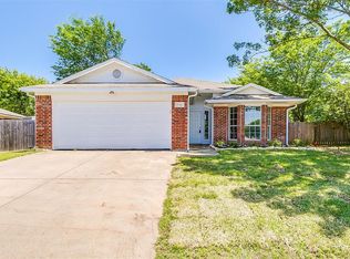 5715 Colebrook Trl, Arlington, TX 76017