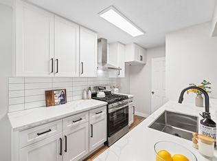 233 Harding Blvd APT 2, Roseville, CA 95678