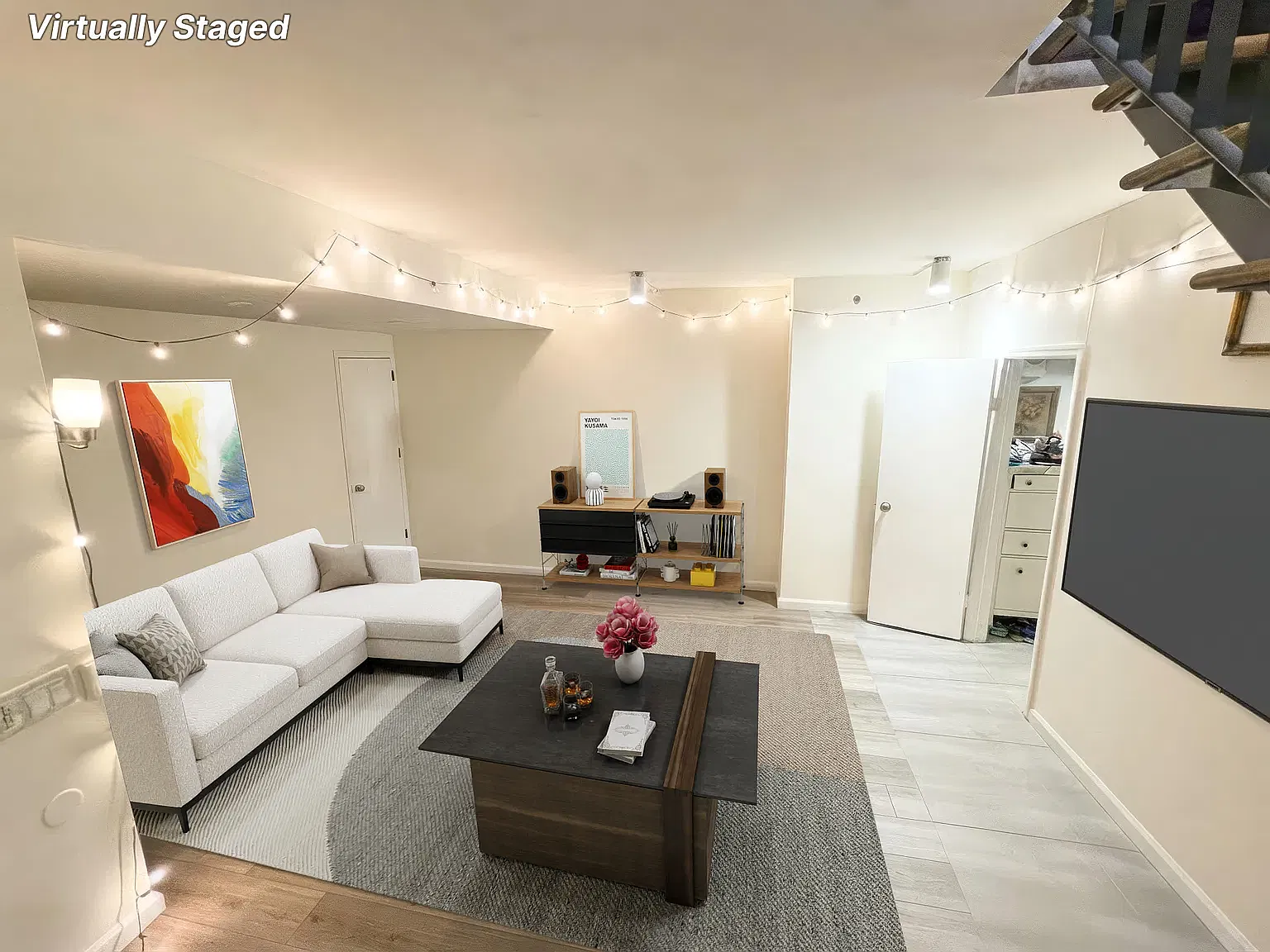 323 East 19th Street — Photo 2