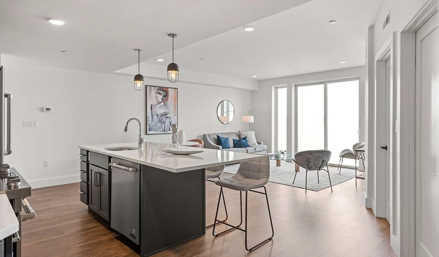 26 Hichborn — Photo 1