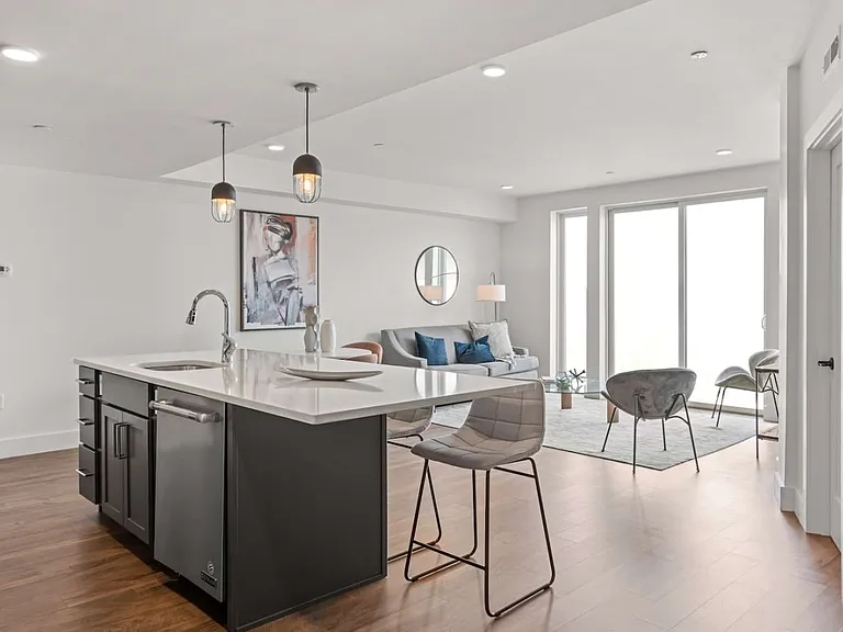 26 Hichborn — Photo 1