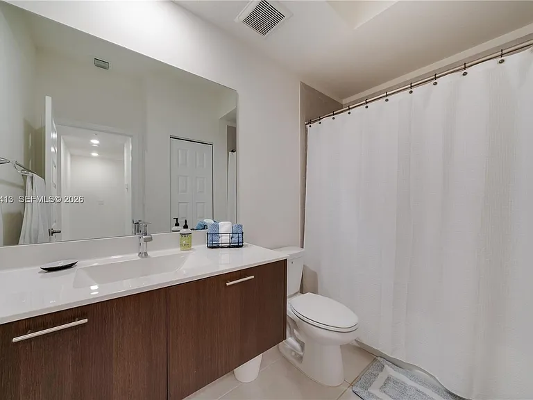 10425 NW 82nd St #4 — Photo 21