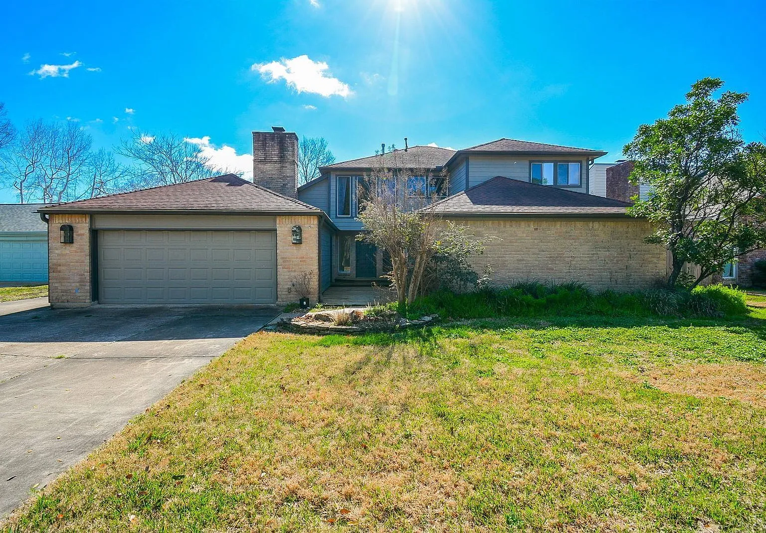 5 bed, 3.5 bath, 2752 sqft, $3,100 — Photo 1