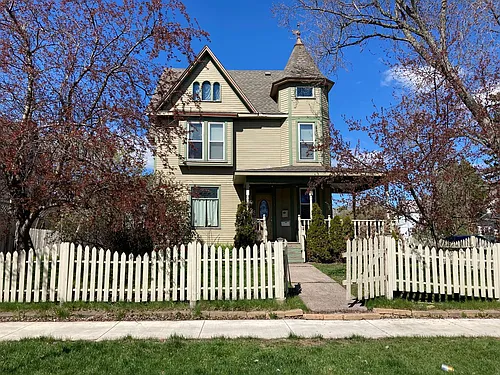 1601 Baxter Ave Photo 1