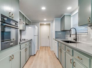724 N Boulevard Ter, Dallas, TX 75211