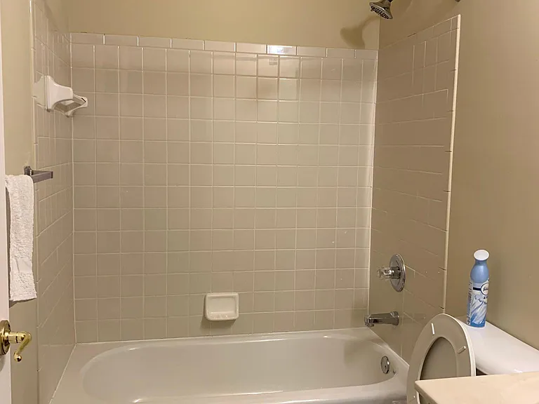 7609 Mansion Cir #F — Photo 30