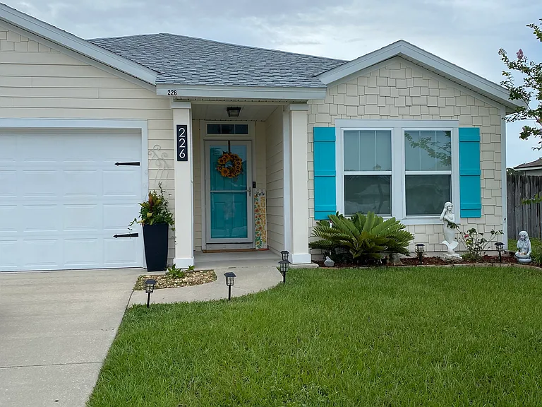 226 Blue Creek Way — Photo 1