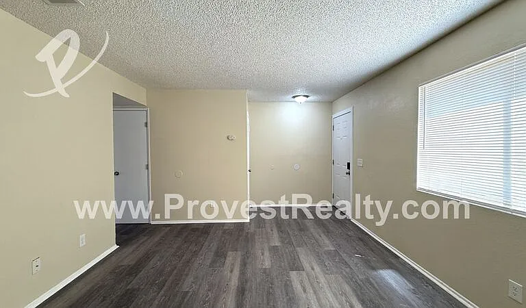 22526 Sioux Rd #16 — Photo 6