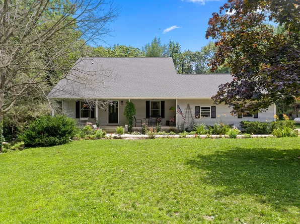 145 Zimmerman Rd, East Peoria, IL 61611